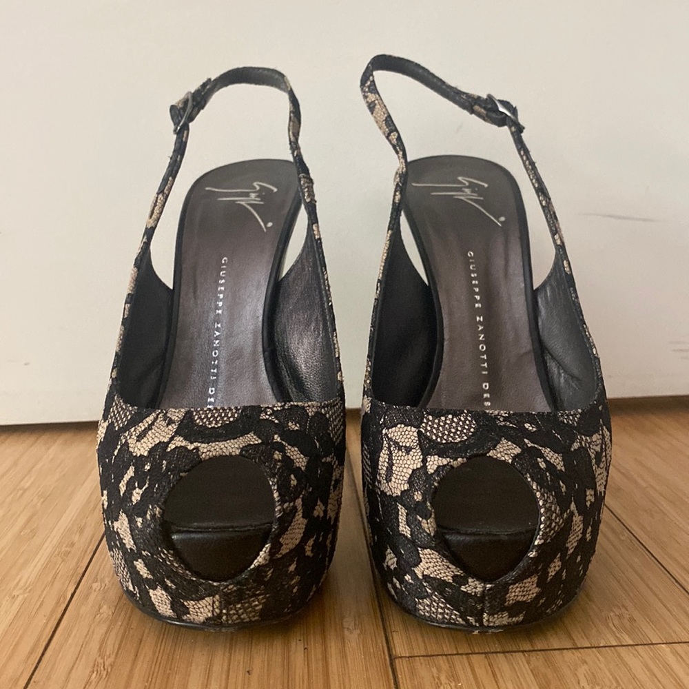 Giuseppe Zanotti Leather Lace Pattern Slingback Pumps
Size: 36 | 6